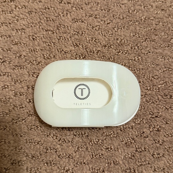 NWT Teleties Flat Hair Clip - Picture 1 of 3